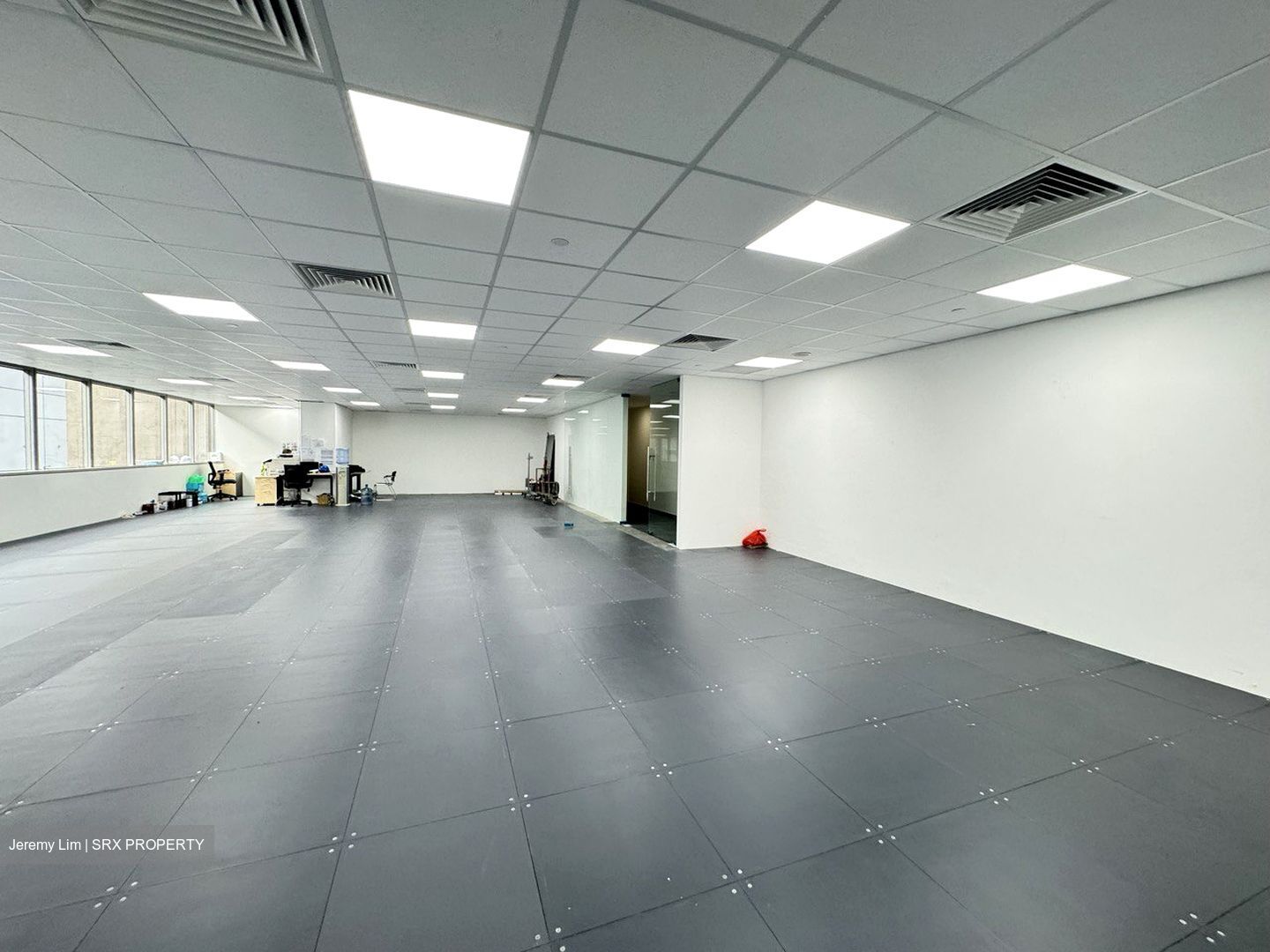 Odeon Towers (D7), Office #437340271